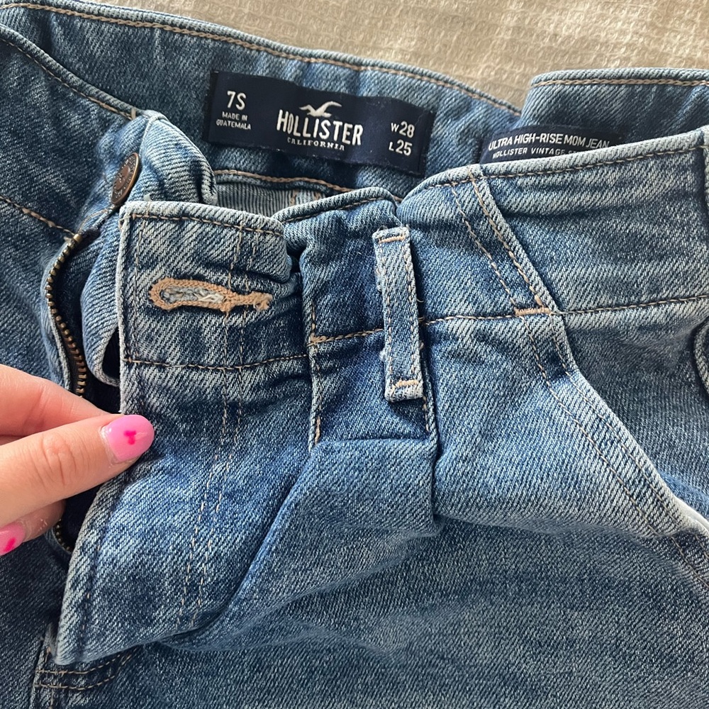 Hollister Ultra-High Rise Jeans